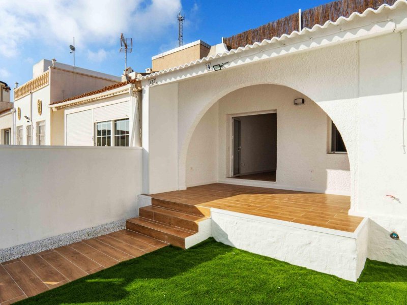 #1ZA9397 Venta de Casa en San Miguel de Salinas