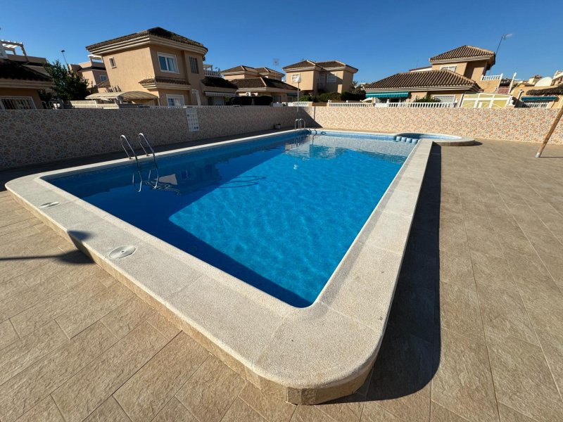 #1ZA9671 Venta de Casa en Torrevieja